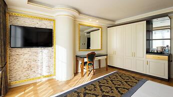 Can Adalya Palace Hotel