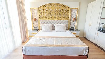 Can Adalya Palace Hotel