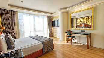 Can Adalya Palace Hotel