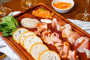 Wink Hotel Danang Riverside - Full 24hrs stay