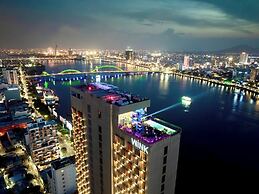 Wink Hotel Danang Riverside - Full 24hrs stay