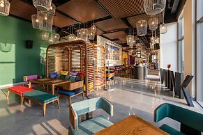 WINK HOTEL DANANG RIVERSIDE, Unscripted by Hyatt