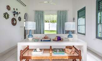 Breathtaking Villa In 02 Acres Of Tropical Walled-in Gardens