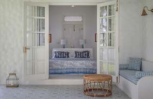 Breathtaking Villa In 02 Acres Of Tropical Walled-in Gardens