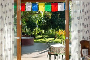 Romantic Honeymoon Villa Overlooking Rice Fields