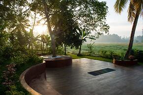 Romantic Honeymoon Villa Overlooking Rice Fields