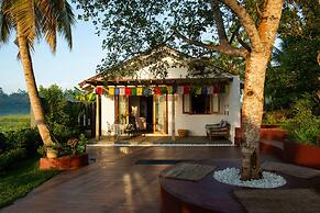 Romantic Honeymoon Villa Overlooking Rice Fields