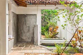 Spectacular Hilltop Beach Villa Located Next To A Surf Break