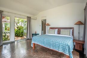 Spectacular Hilltop Beach Villa Located Next To A Surf Break