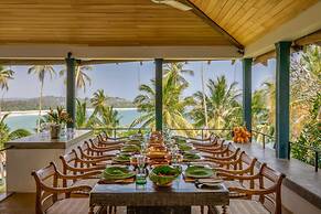 Spectacular Hilltop Beach Villa Located Next To A Surf Break