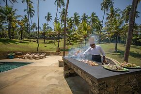 Spectacular Hilltop Beach Villa Located Next To A Surf Break
