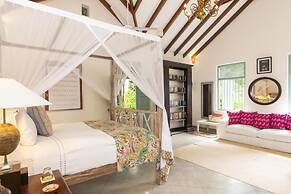 08 Acre Private Tea Estate Close To Galle