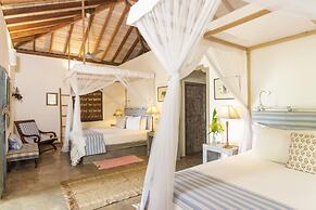 08 Acre Private Tea Estate Close To Galle