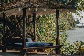 Lovely Lakeside Villa With Large Pool Poolside Dining