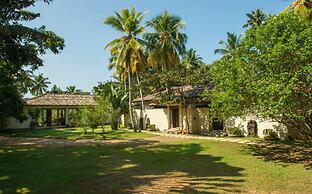 Modern Luxury 03 Bedroom Villa