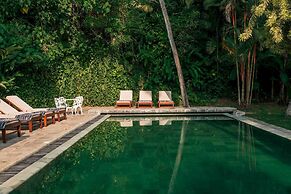 Refurbished Family Village House With Private Pool