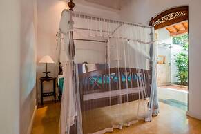 Refurbished Family Village House With Private Pool