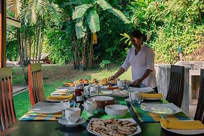 Refurbished Family Village House With Private Pool