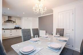 tms Cheerful 5bdr House! Thurrock! Free Parking!