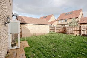 tms Cheerful 5bdr House! Thurrock! Free Parking!