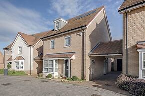 tms Cheerful 5bdr House! Thurrock! Free Parking!