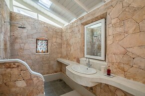 Family Beach Villa Located On An Incredible Beach