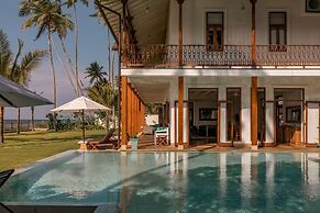 Family Beach Villa Located On An Incredible Beach