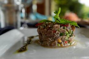 Sustainably Designed Villa Overlooking Indian Ocean