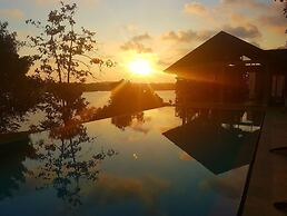 Elevated Villa Overlooking Tranquil Koggala Lake