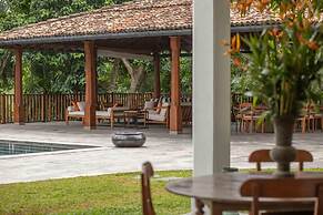 Luxurious 07 Bedroom Hilltop Villa With Private Gym