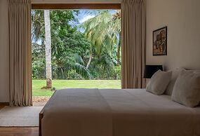 Luxurious 07 Bedroom Hilltop Villa With Private Gym