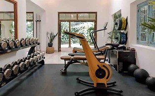 Luxurious 07 Bedroom Hilltop Villa With Private Gym