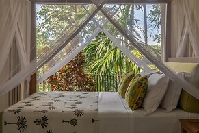 Luxurious 07 Bedroom Hilltop Villa With Private Gym