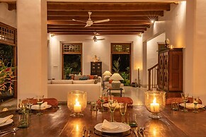 Luxurious 07 Bedroom Hilltop Villa With Private Gym