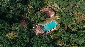 Luxurious 07 Bedroom Hilltop Villa With Private Gym