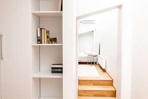 2ndhomes Unique 110m2 Apartment w Sauna