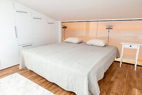 2ndhomes Unique 110m2 Apartment w Sauna