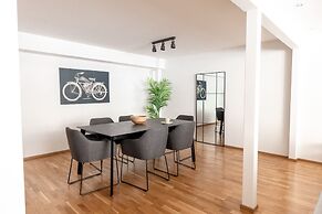 2ndhomes Unique 110m2 Apartment w Sauna