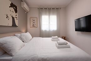 Modern Apartment in Exarchia
