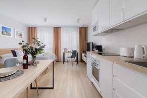 Czarnowiejska Studio by Renters