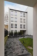 Czarnowiejska Studio by Renters