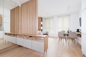 Czarnowiejska Studio by Renters