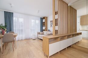 Czarnowiejska Studio by Renters