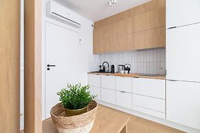 Czarnowiejska Studio by Renters