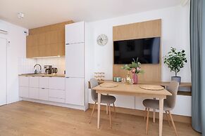 Czarnowiejska Studio by Renters