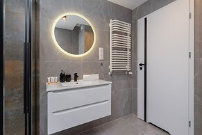 Czarnowiejska Studio by Renters