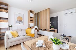 Czarnowiejska Studio by Renters