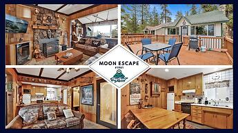 1961-moon Escape 1 Bedroom Home by RedAwning