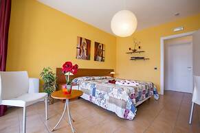 Palazzo Apartments - Porto Letizia