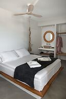 Zetine Suites Sikinos